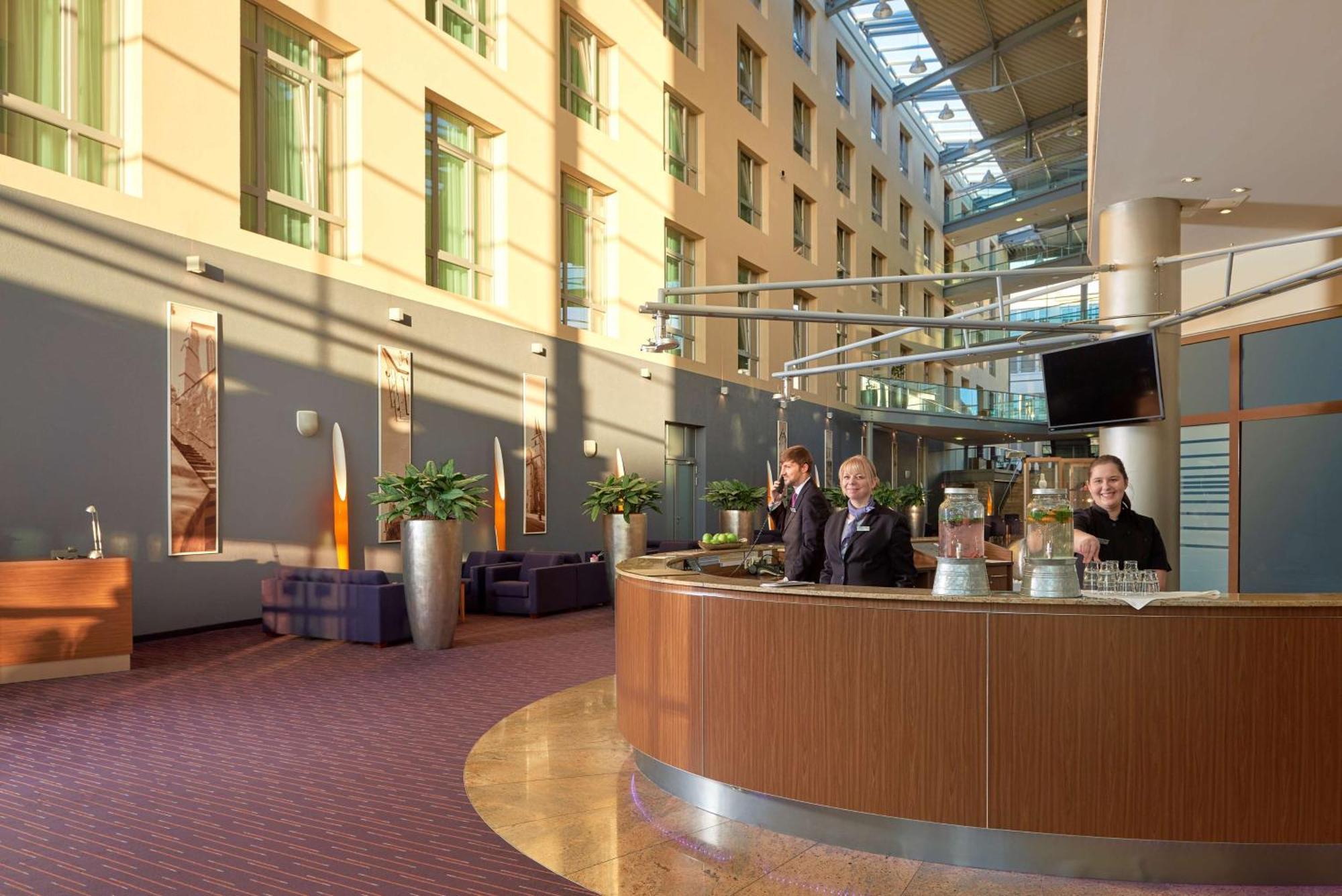 Dorint Hotel Am Dom Erfurt Bagian luar foto